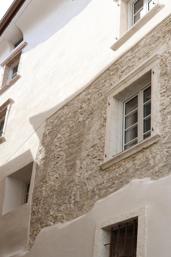 加尔达湖滨Palazzo Riccamboni公寓 外观 照片