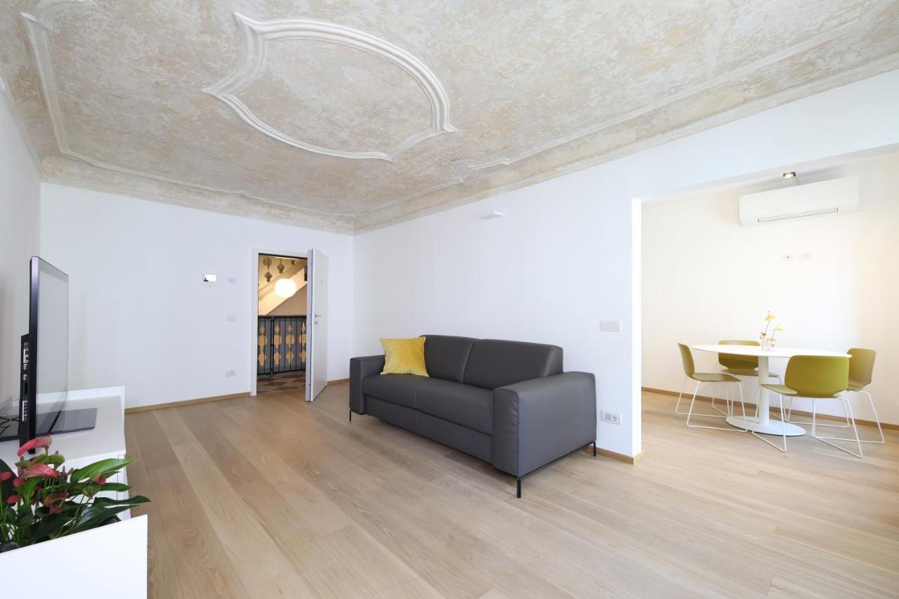 加尔达湖滨Palazzo Riccamboni公寓 外观 照片