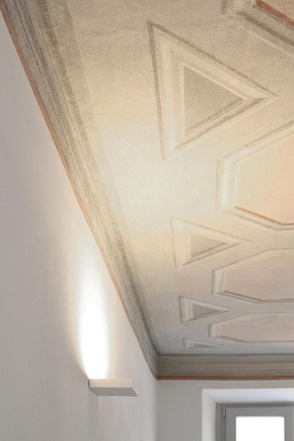 加尔达湖滨Palazzo Riccamboni公寓 外观 照片